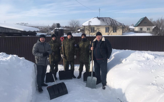 На территории Криводановского сельсовета состоялось мероприятие по помощи пенсионерам